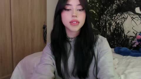 Snapshot of lustful_aprilx chatting on 02.18.25 Valerie  April   online show from 02.18.25