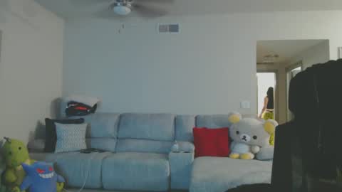 Snapshot of lustfullives chatting on 12.12.24 LustfulLives online show from 12.12.24