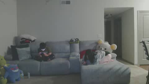 Snapshot of lustfullives chatting on 12.12.24 LustfulLives online show from 12.12.24