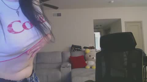 Snapshot of lustfullives chatting on 12.15.24 LustfulLives online show from 12.15.24