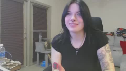 Snapshot of lustfullives chatting on 01.03.25 LustfulLives online show from 01.03.25