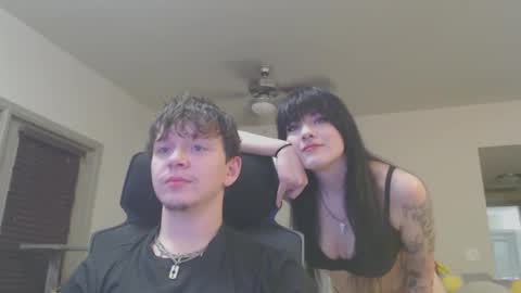 Snapshot of lustfullives chatting on 02.28.25 LustfulLives online show from 02.28.25