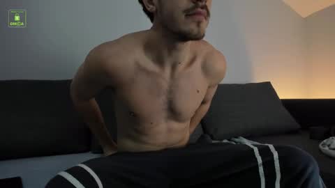 lustfullooking online show from 11.10.25