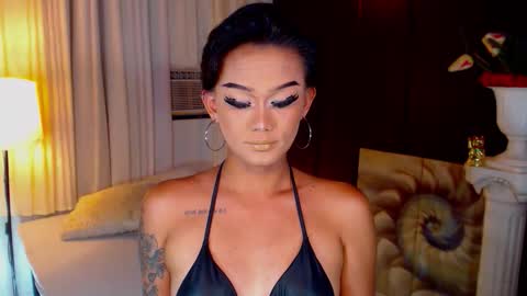 AdriannaFowks online show from 04.17.26