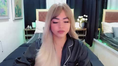 Trina online show from 01.08.25