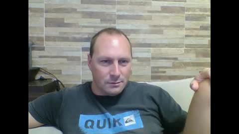 Snapshot of lustonfan chatting on 03.23.26 lustonfan online show from 03.23.26