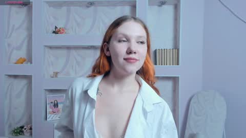 Snapshot of lusty_miss_di chatting on 01.25.25 Isabel online show from 01.25.25