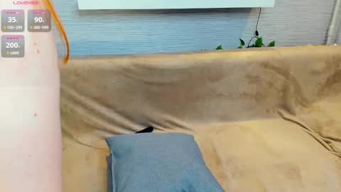 Snapshot of lusty_miss_di chatting on 02.26.25 Isabel online show from 02.26.25