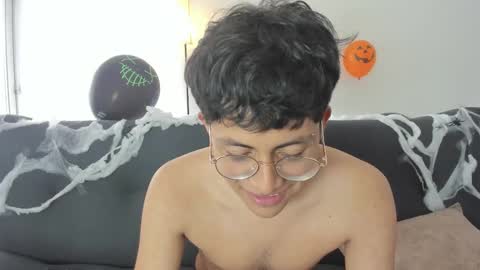 Snapshot of lustyguy18 chatting on 10.29.25 Ander online show from 10.29.25