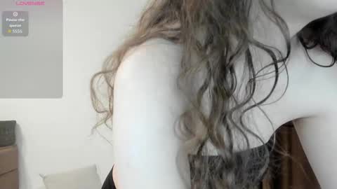 Snapshot of lustyydoll chatting on 01.06.26 LustyDoll online show from 01.06.26