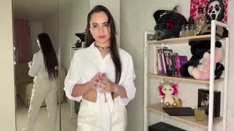 Luci or Lusy online show from 08.03.26