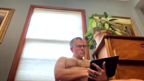 Snapshot of luv2bwatched1966 chatting on 11.09.25 luv2bwatched1966 online show from 11.09.25