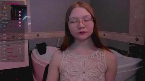 Snapshot of luv_tessa chatting on 02.11.26 Tessa online show from 02.11.26