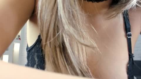 Snapshot of luv_yuna chatting on 03.07.26 Yuna online show from 03.07.26