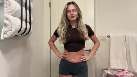 Aimee online show from 11.25.25