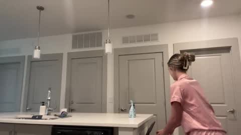 Aimee online show from 01.08.26