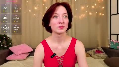 Snapshot of luvenianitschke chatting on 12.17.25 Sasha online show from 12.17.25