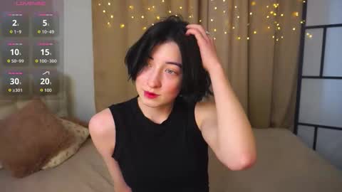 Snapshot of luvenianitschke chatting on 02.10.26 Sasha online show from 02.10.26