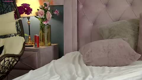 Luviahh  online show from 06.18.26