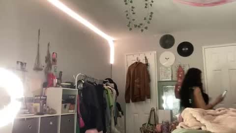 Snapshot of luvkoko chatting on 09.09.25 luvkoko online show from 09.09.25