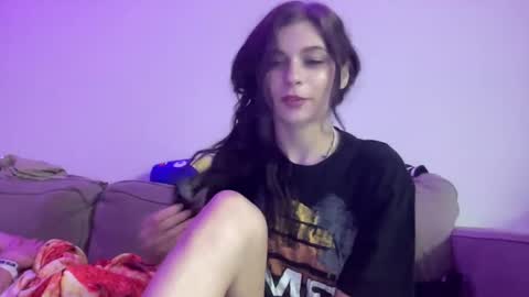 Snapshot of luvkoko chatting on 09.28.25 luvkoko online show from 09.28.25