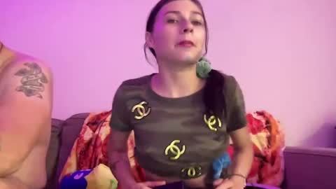 Snapshot of luvkoko chatting on 09.30.25 luvkoko online show from 09.30.25