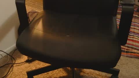 Snapshot of luvvslutss22 chatting on 09.22.25 luvvslutss22 online show from 09.22.25