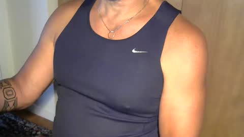 luvzjerkingoff online show from 10.24.25