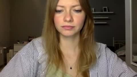 Snapshot of lux_millie chatting on 02.24.26 Millie online show from 02.24.26