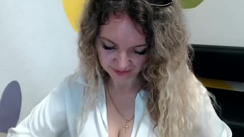 Donna online show from 06.19.26