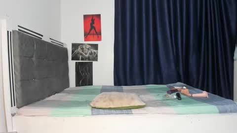 luxedollxoxoo online show from 04.21.26
