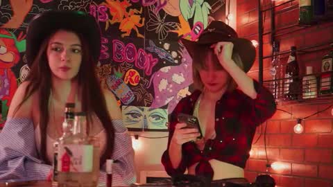 Snapshot of luxrayi chatting on 02.05.26 Ray online show from 02.05.26