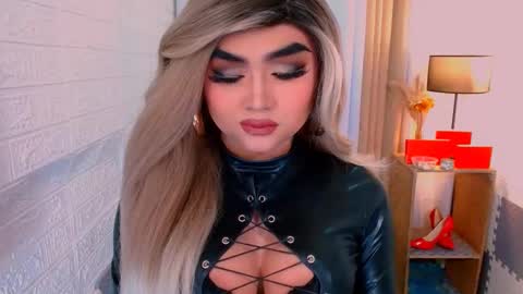 Sasha Blaire online show from 01.06.26