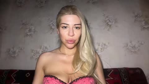 LuxSonyaStar online show from 07.18.26