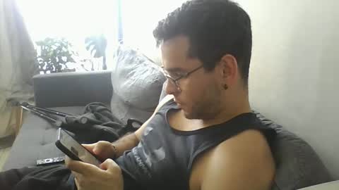 Snapshot of luzardol chatting on 02.20.25 luzardol online show from 02.20.25