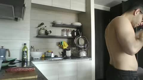 Snapshot of luzardol chatting on 10.19.25 luzardol online show from 10.19.25