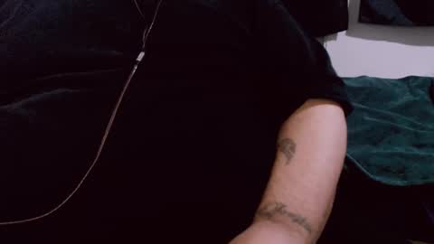 Snapshot of lvcifer_ chatting on 02.07.25 ayoo online show from 02.07.25