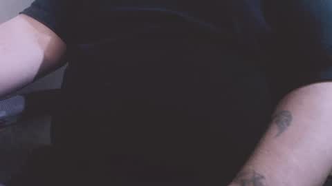 Snapshot of lvcifer_ chatting on 09.21.25 ayoo online show from 09.21.25