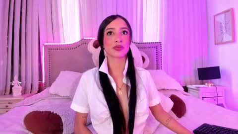 lya_brown online show from 04.23.26