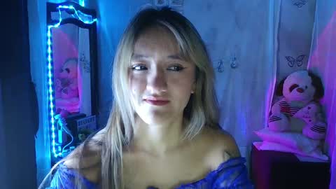 Snapshot of lya_ch chatting on 09.22.25 Call me Lia  online show from 09.22.25