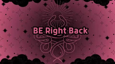 Snapshot of lyaa_collins_ chatting on 02.09.25 Lya online show from 02.09.25