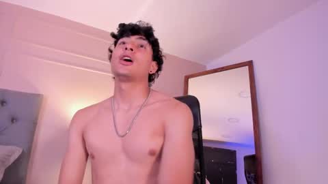 Snapshot of lyan_master_ chatting on 09.10.25 Lyan online show from 09.10.25