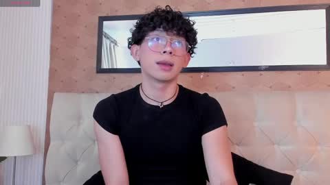 Lyan online show from 04.29.26
