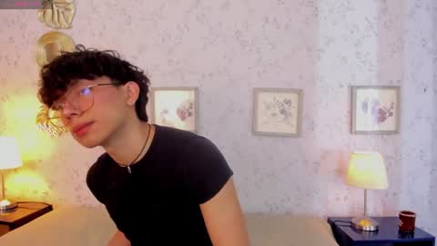 Lyan online show from 07.07.26