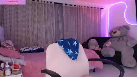 Lyann  online show from 10.22.25