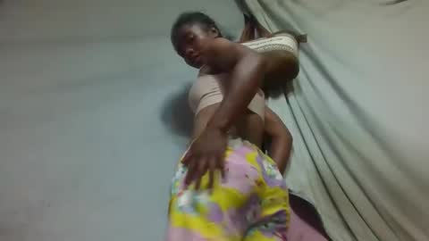 lydie856696 online show from 04.19.26