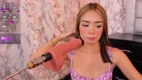 Snapshot of lyen_rae chatting on 02.18.25 Lyen Rae  online show from 02.18.25