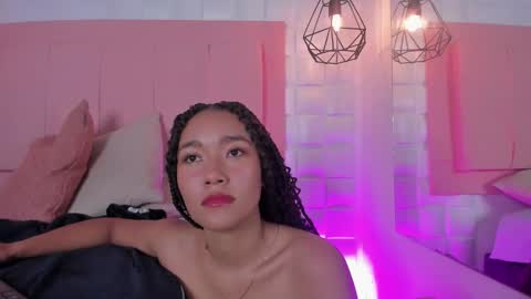 Lyhana Lee online show from 01.28.25