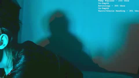 LylacDoll online show from 02.04.26