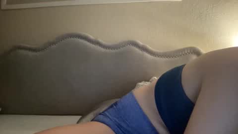 Snapshot of lylajades chatting on 12.23.25 Olivia online show from 12.23.25